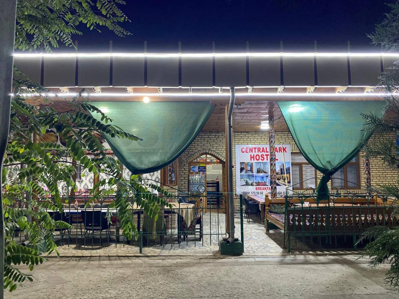 Central Park Hostel ヒヴァ エクステリア 写真
